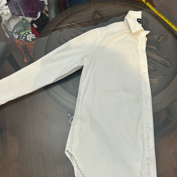 💎Frank Lyman Design Ladies White Graphic Shirt
Aplique design Large - Picture 2 of 9